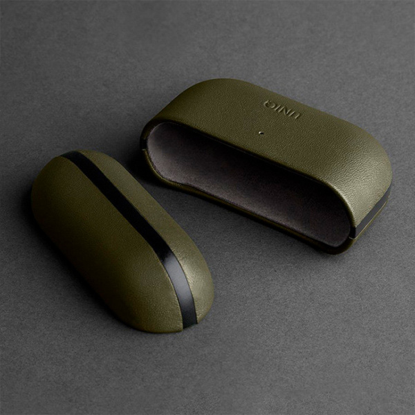 Кожаный чехол Uniq Terra Genuine Leather для AirPods Pro оливковый