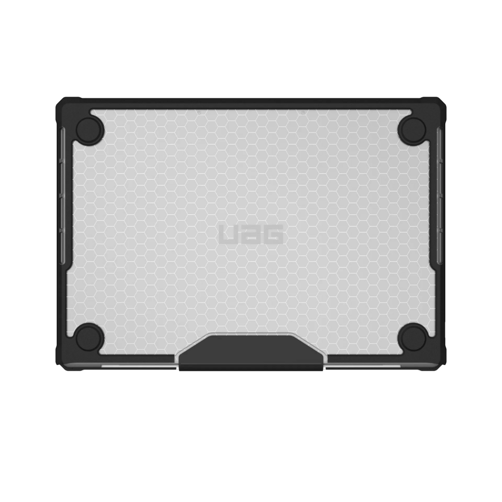 UAG Plyo MacBook 1 (2)